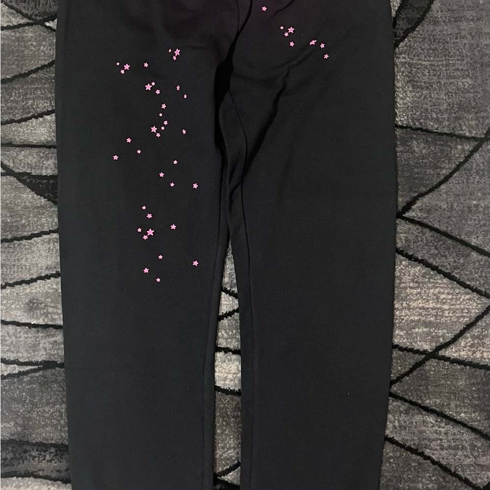 black 555 sp5der sweatpants